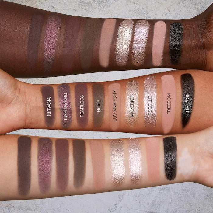 Huda Beauty - Pretty Grunge Eyeshadow Palette