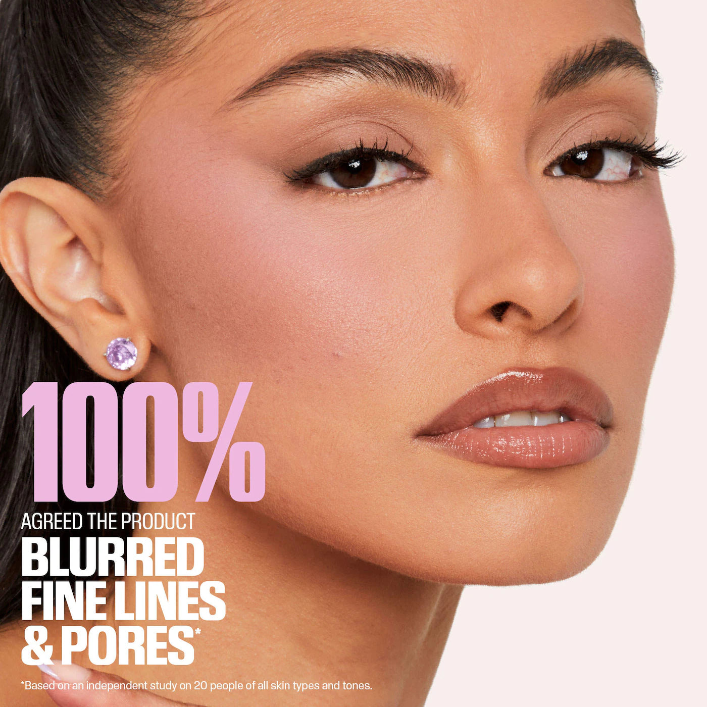 Huda Beauty Easy Bake Powder result – smooth matte blurred skin finish